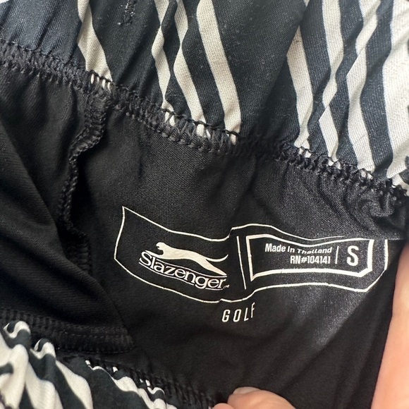 Slazenger print golf skirt - Picture 3 of 8